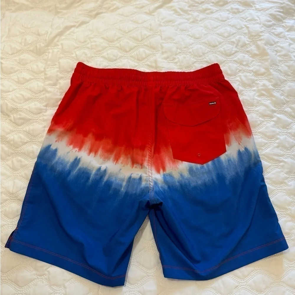 Hurley Mens Reveal Volley Red white & blue tie dye look Swim Trunks L